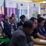 Fanambarana : HO AN’NY LALANA MIFEHY – NY FISITRAHANA VAOVAO SY ATONTAN-KEVITRA HO AN’NY DAHOLOBE – SY NY FIAROVANA NY MPAMPANENO LAKOLOSY – ARY MOMBA NY FIAROVANA NY MPIARO NY ZON’OLOMBELONA
