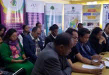 Fanambarana : HO AN’NY LALANA MIFEHY – NY FISITRAHANA VAOVAO SY ATONTAN-KEVITRA HO AN’NY DAHOLOBE – SY NY FIAROVANA NY MPAMPANENO LAKOLOSY – ARY MOMBA NY FIAROVANA NY MPIARO NY ZON’OLOMBELONA